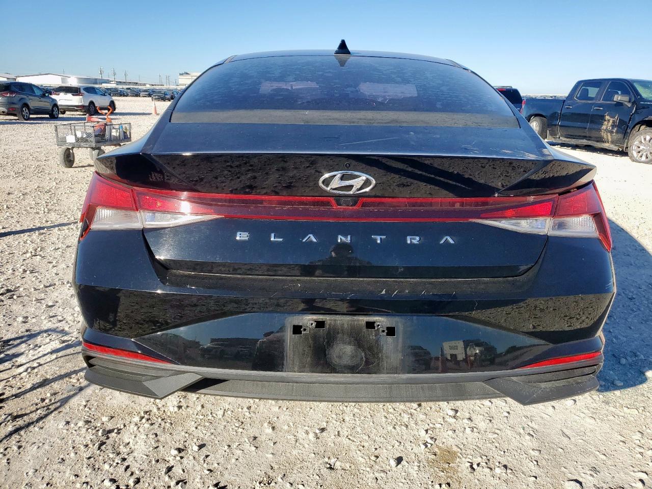 2022 HYUNDAI ELANTRA