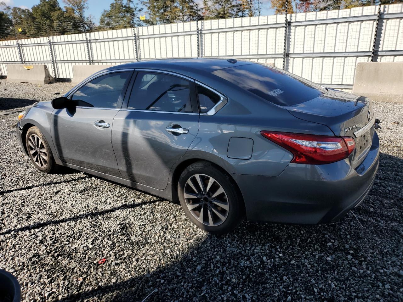 2017 NISSAN ALTIMA