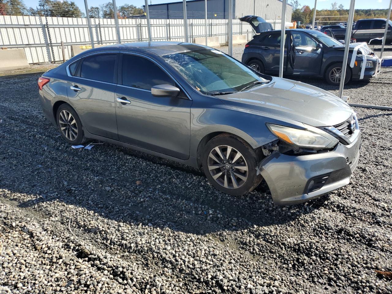 2017 NISSAN ALTIMA