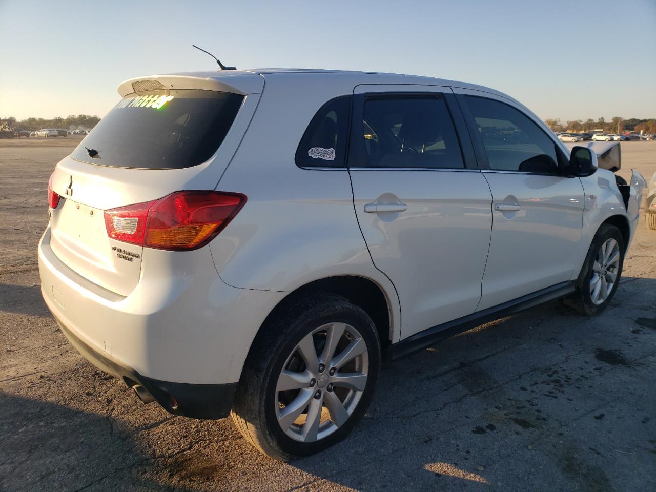 2014 MITSUBISHI OUTLANDER
