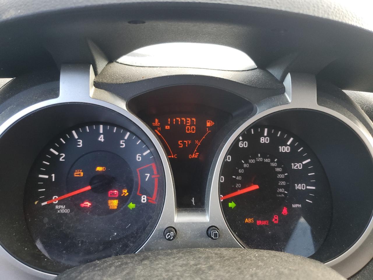 2011 NISSAN JUKE