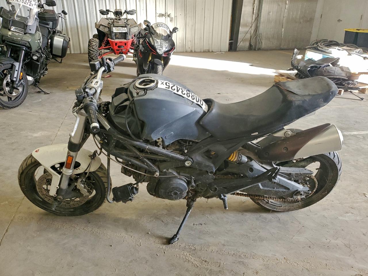 2012 DUCATI MONSTER