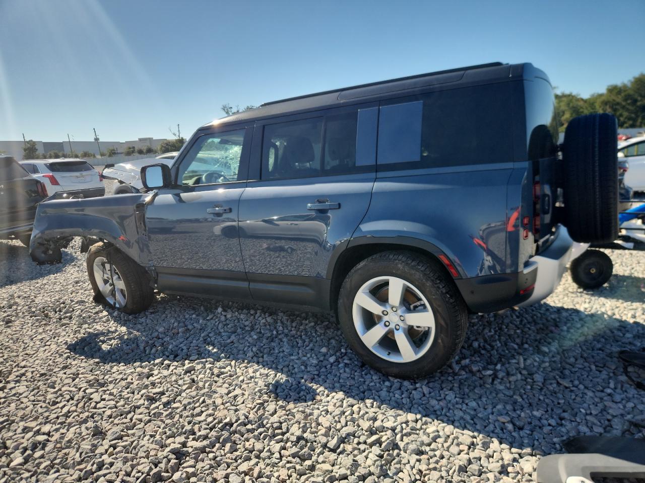 2025 LAND ROVER DEFENDER