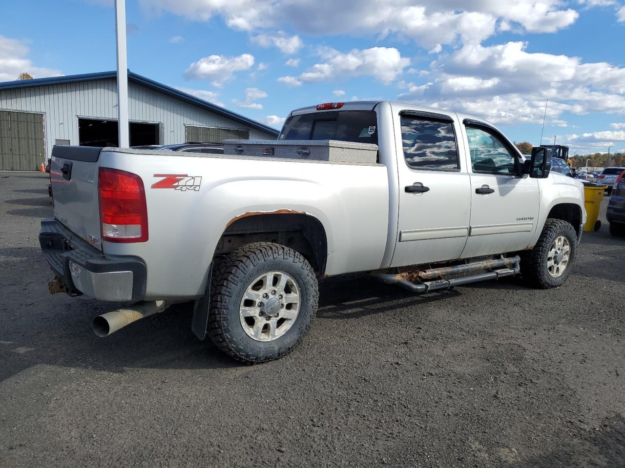 2011 GMC SIERRA