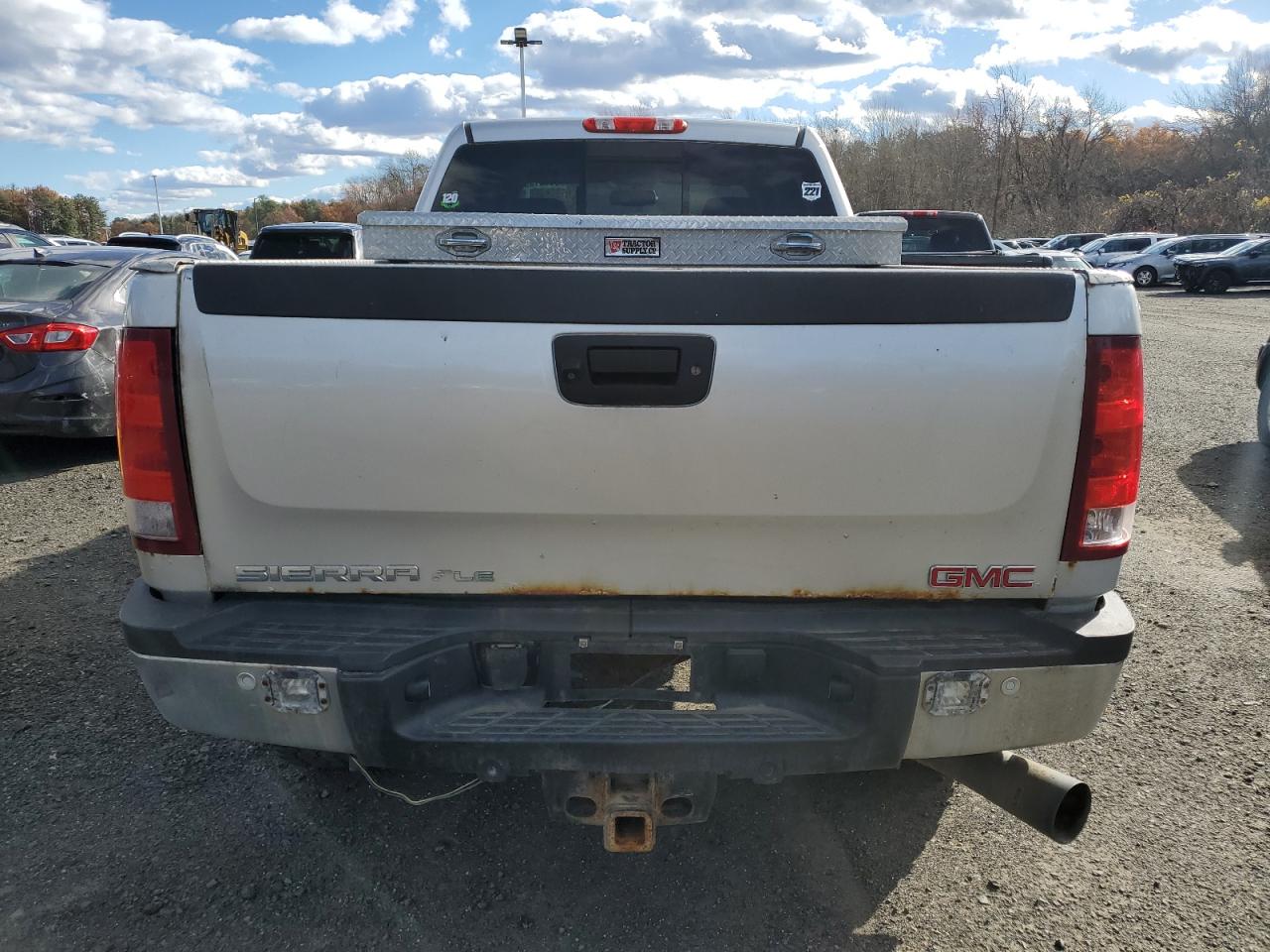 2011 GMC SIERRA