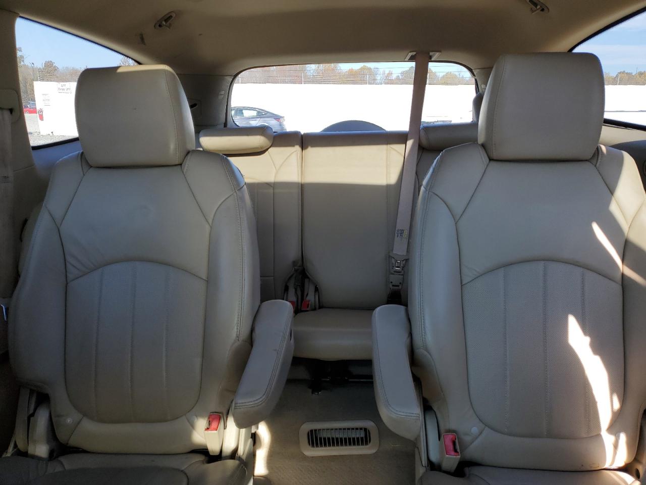 2011 BUICK ENCLAVE