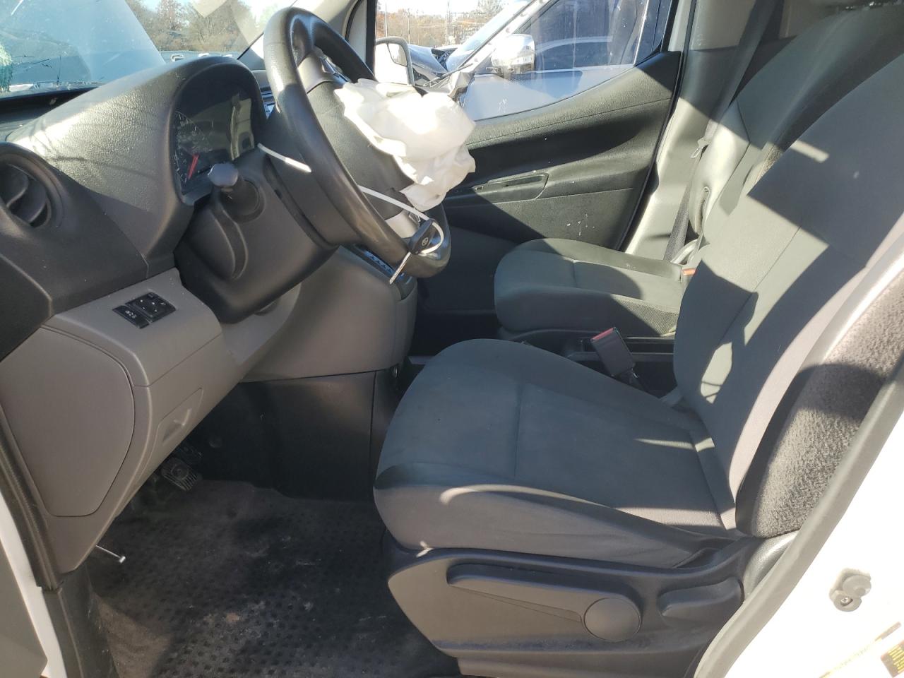 2019 NISSAN NV