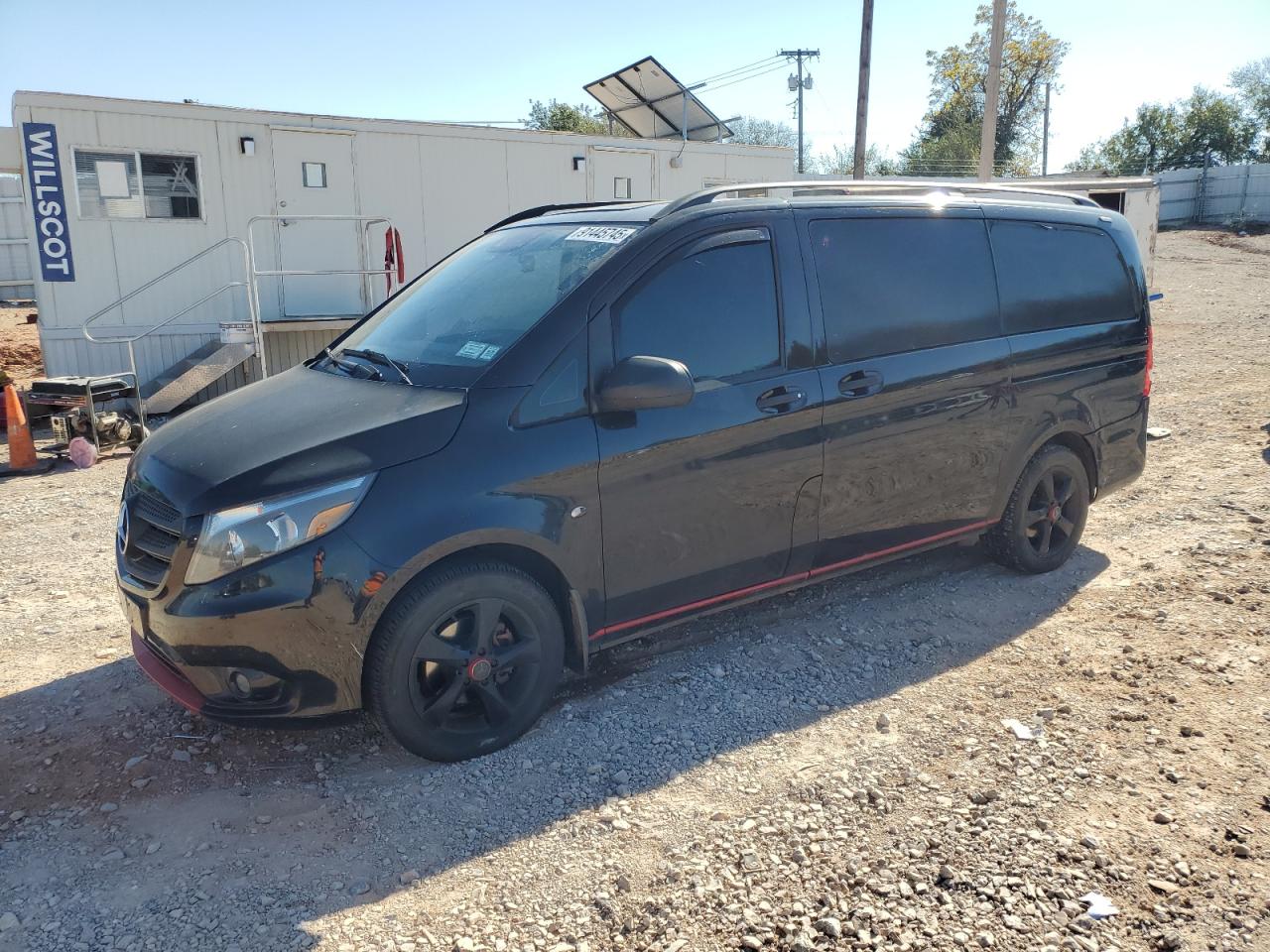 2016 MERCEDES BENZ METRIS