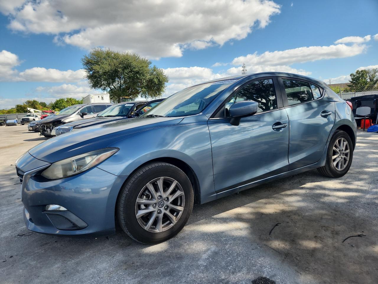 2014 MAZDA 3