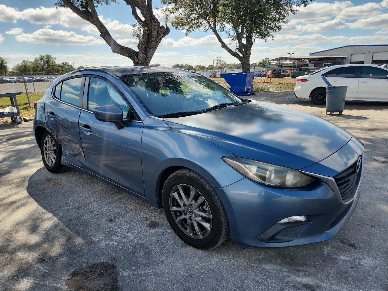 2014 MAZDA 3