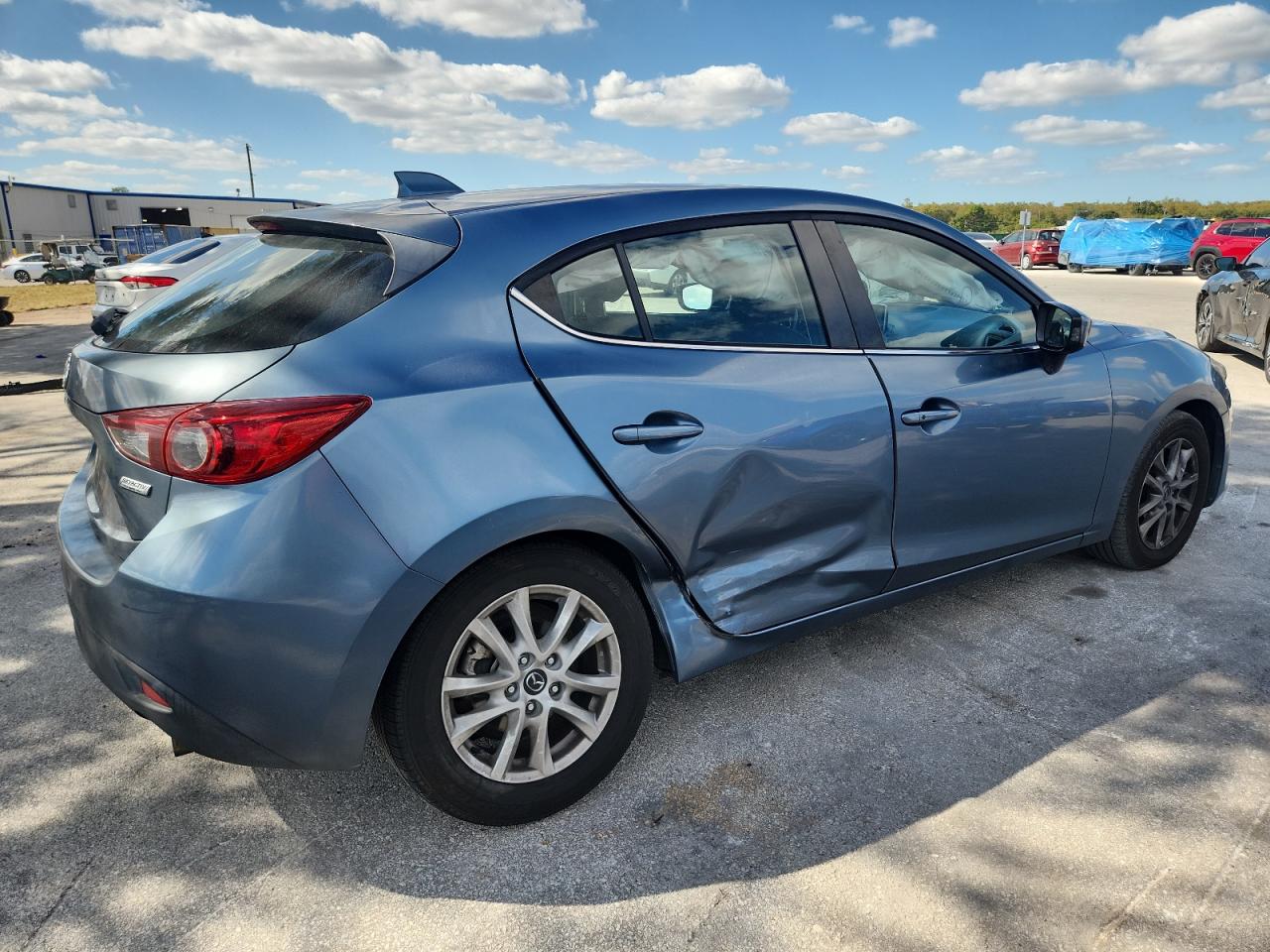 2014 MAZDA 3