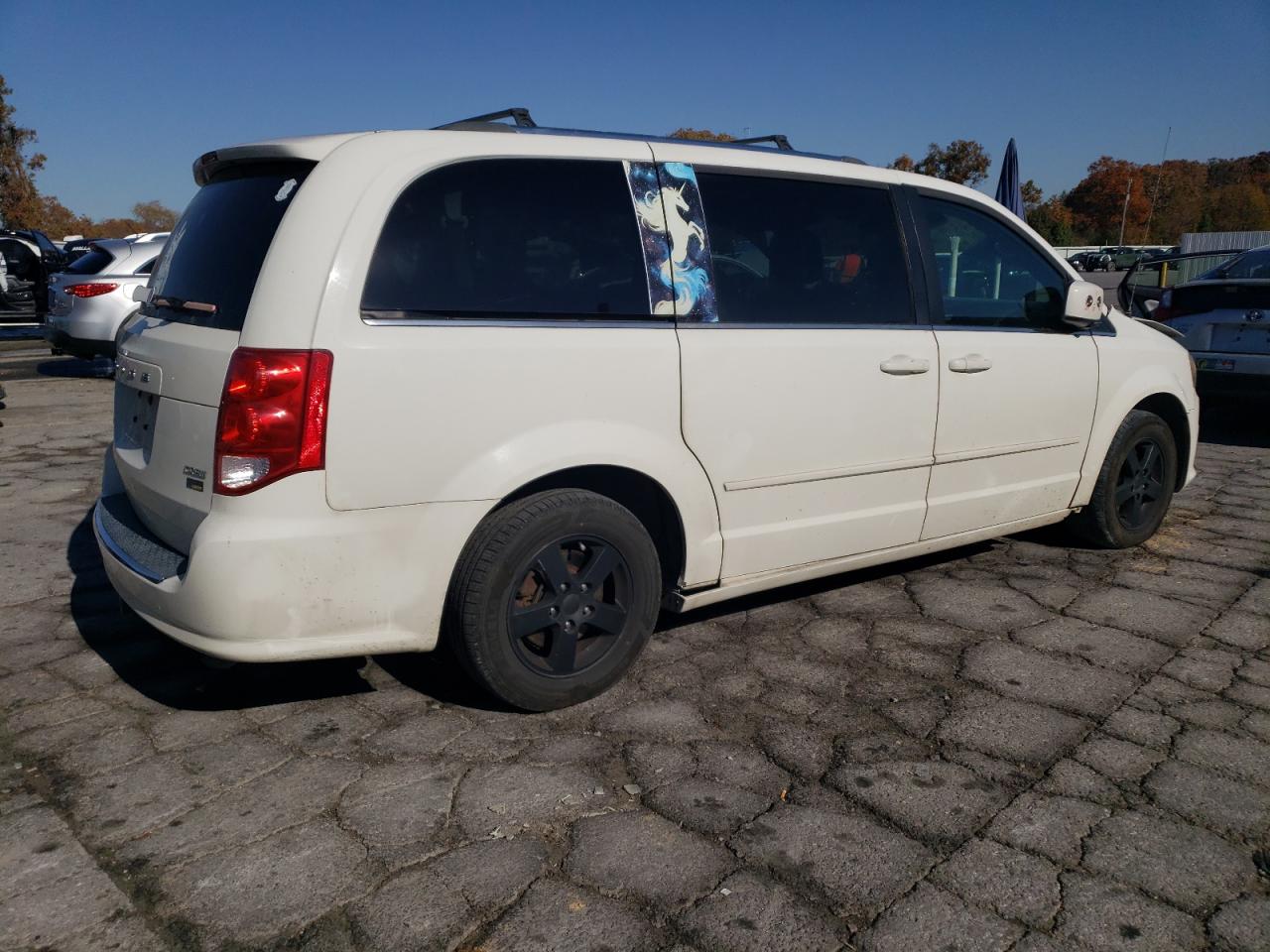 2011 DODGE CARAVAN