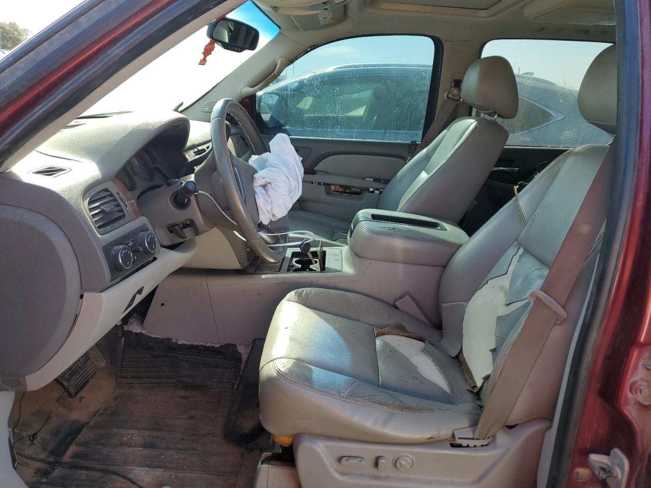 2011 CHEVROLET SUBURBAN