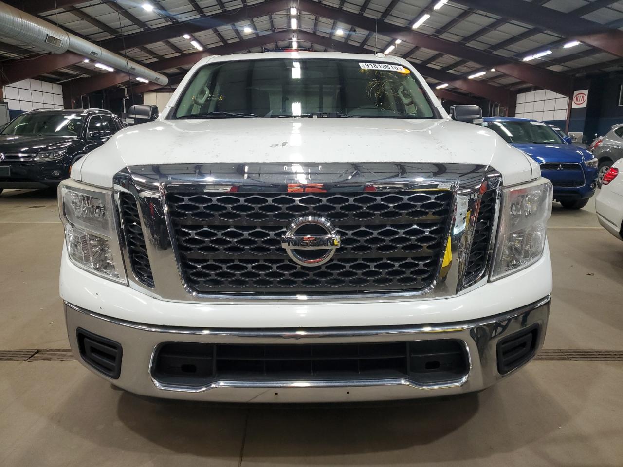2017 NISSAN TITAN