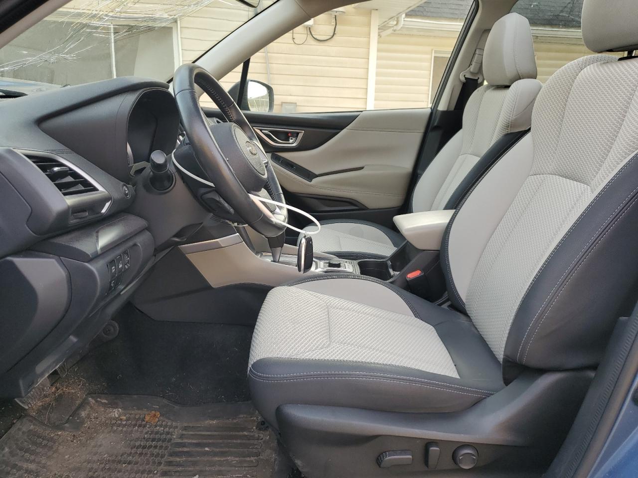 2021 SUBARU FORESTER