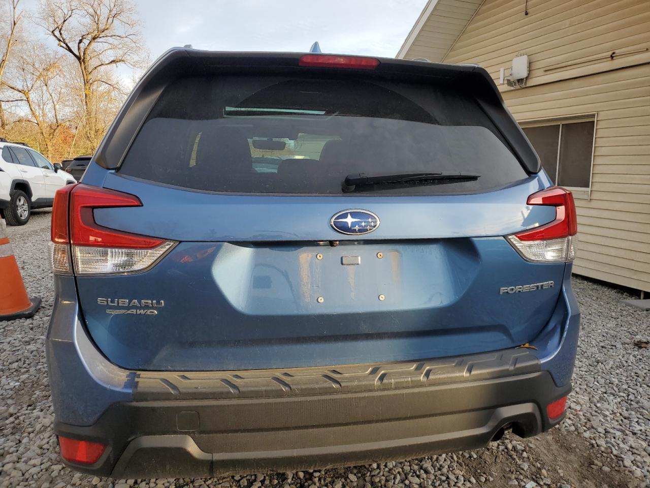 2021 SUBARU FORESTER