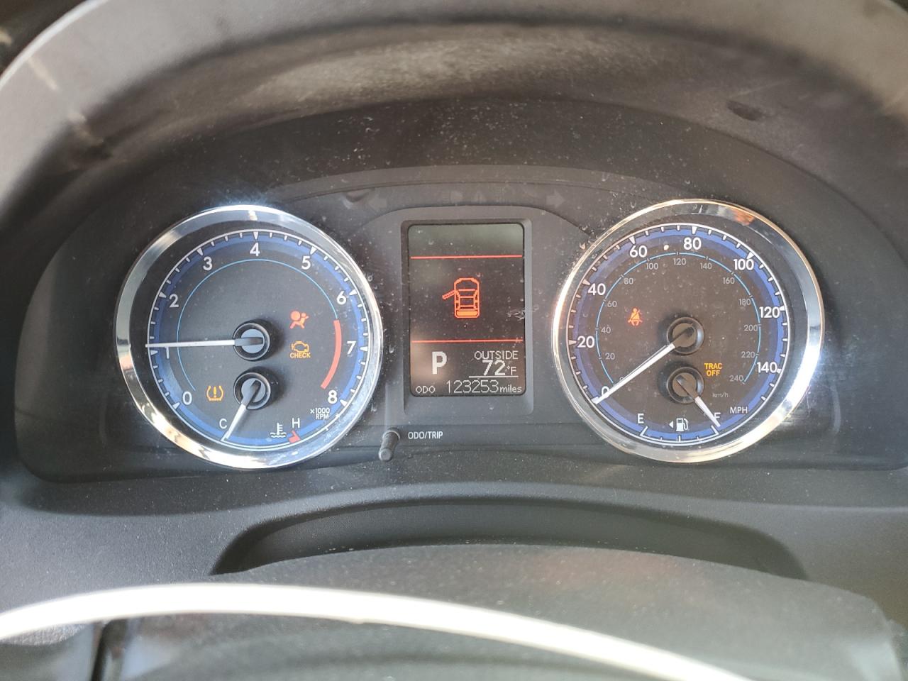 2017 TOYOTA COROLLA