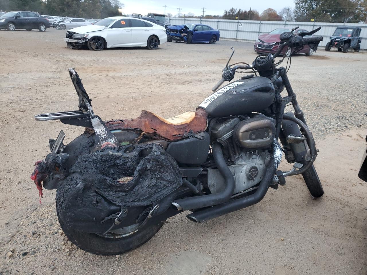 2007 HARLEY-DAVIDSON XL883 C