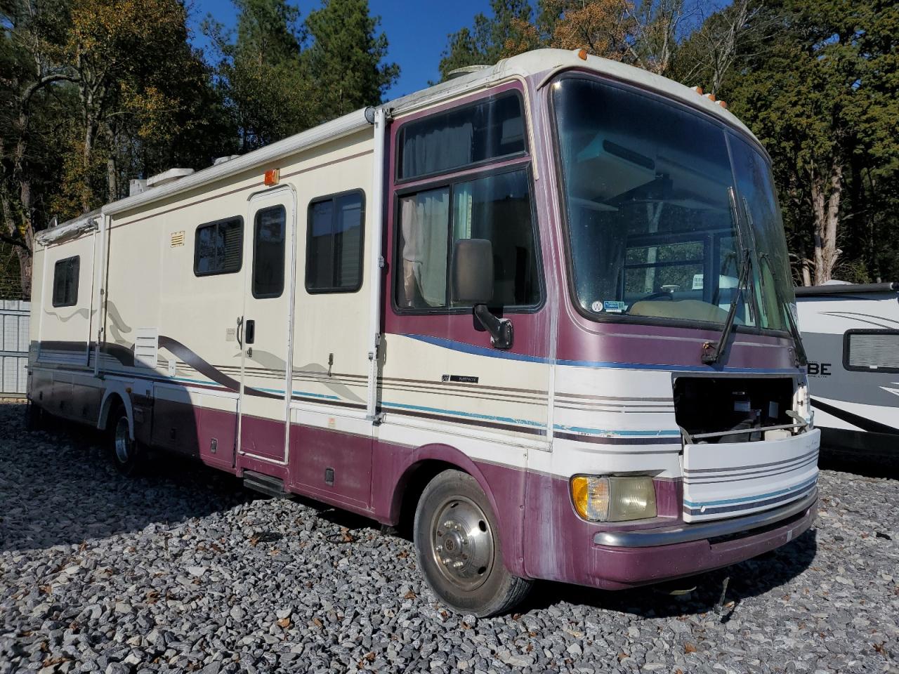 1999 FORD F550