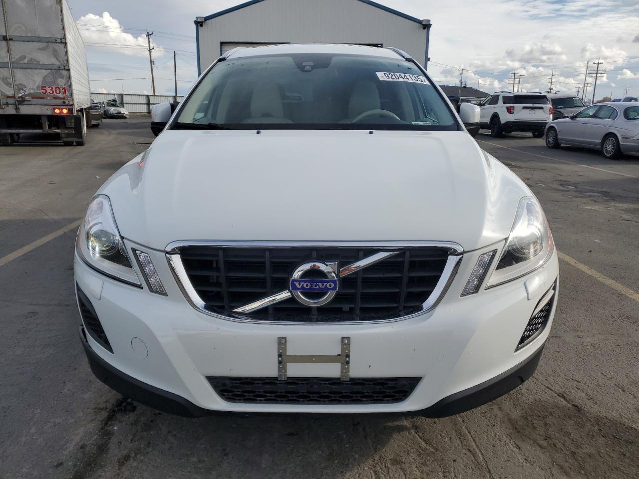 2013 VOLV XC60