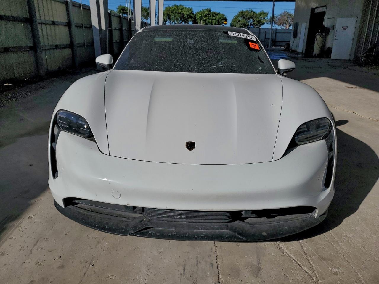 2022 PORSCHE TAYCAN