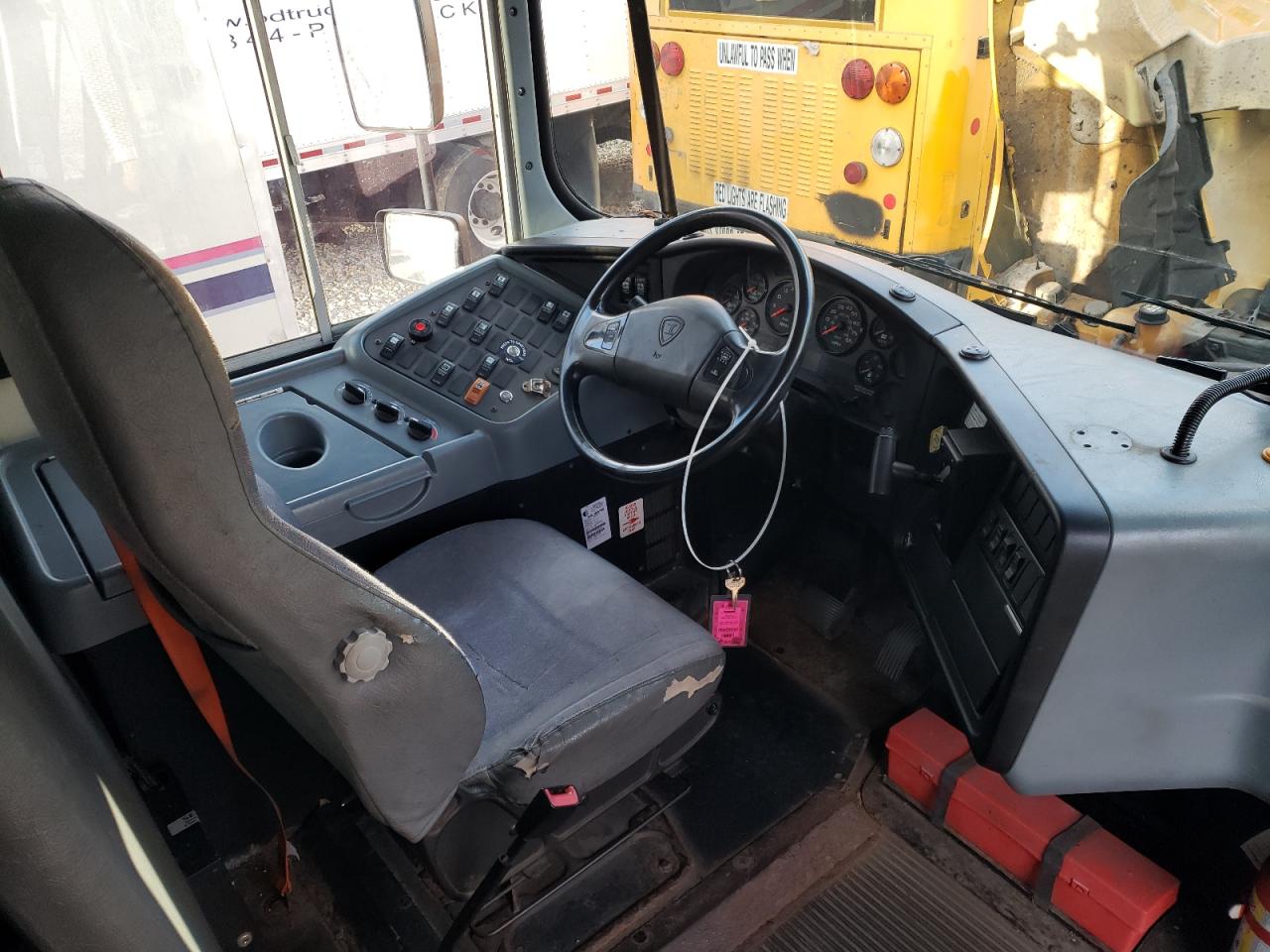 2013 IC CORPORATION CE SERIES