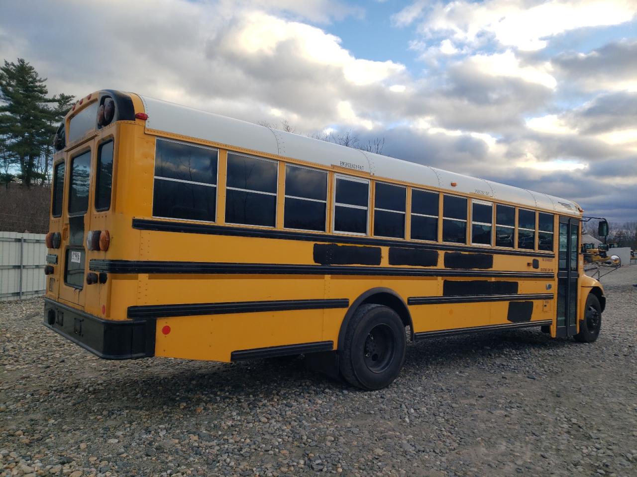 2013 IC CORPORATION CE SERIES