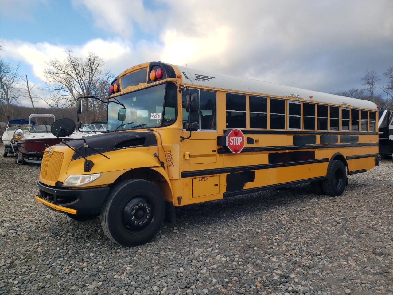 2013 IC CORPORATION CE SERIES