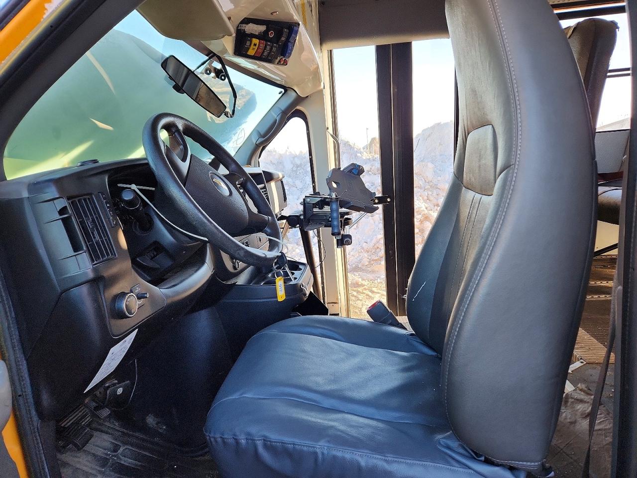 2014 CHEV EXPRESS
