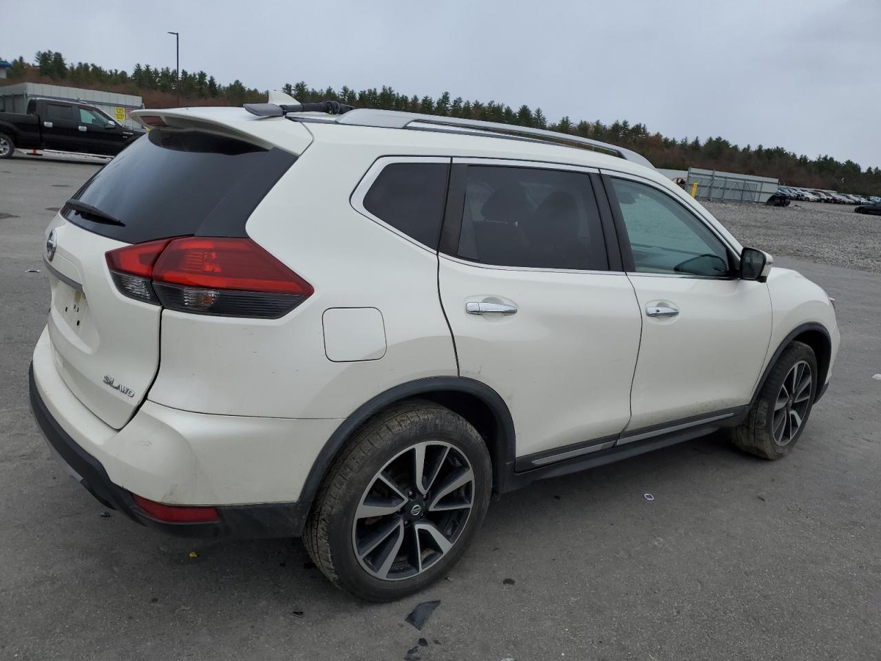 2018 NISS ROGUE