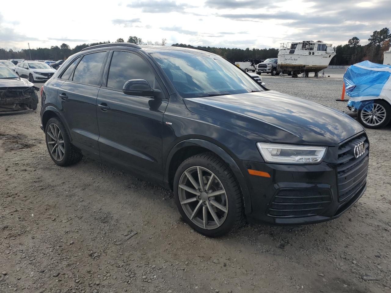 2017 AUDI Q3