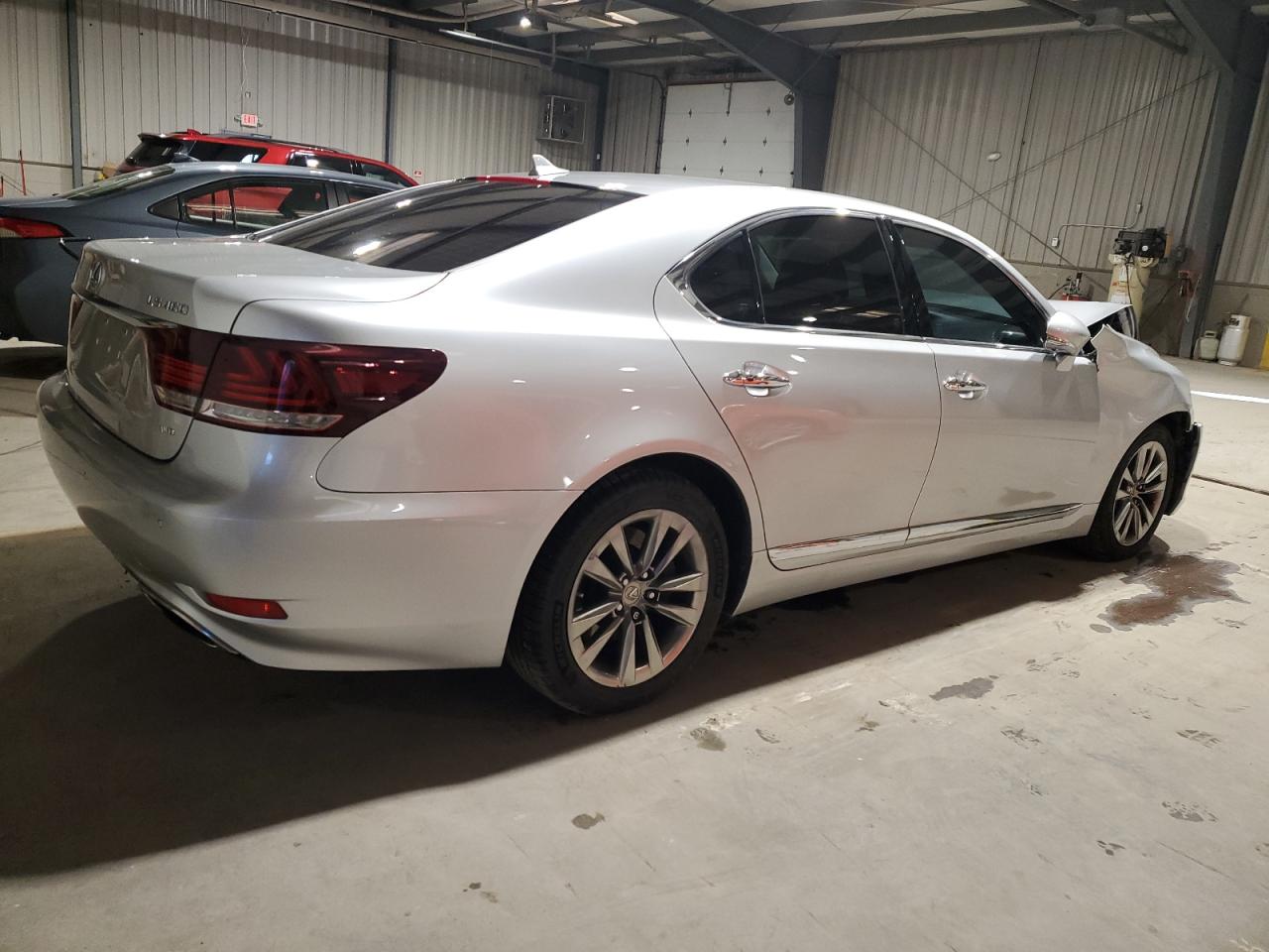 2013 LEXUS LS460