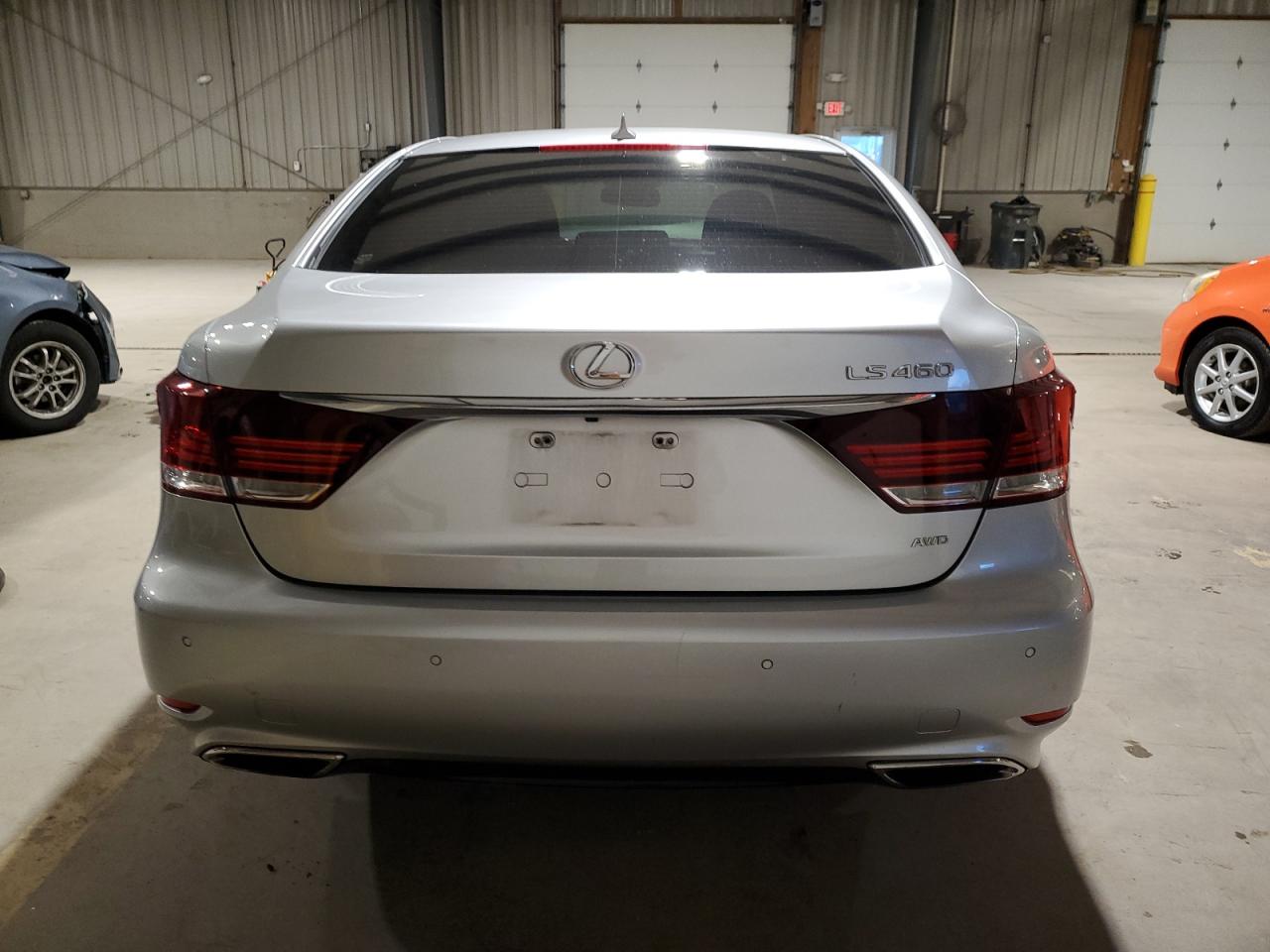 2013 LEXUS LS460