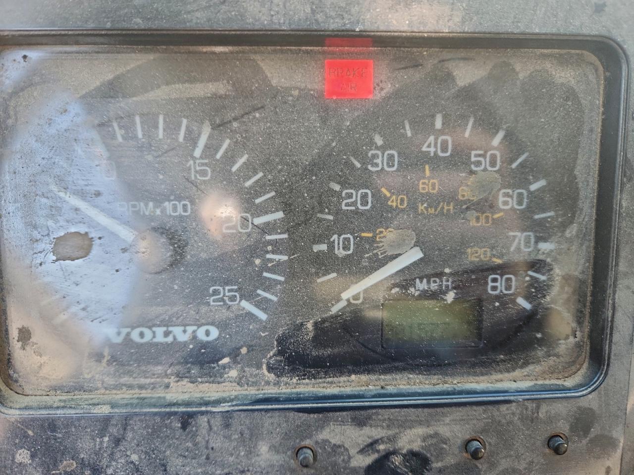 1999 VOLVO XPEDITOR