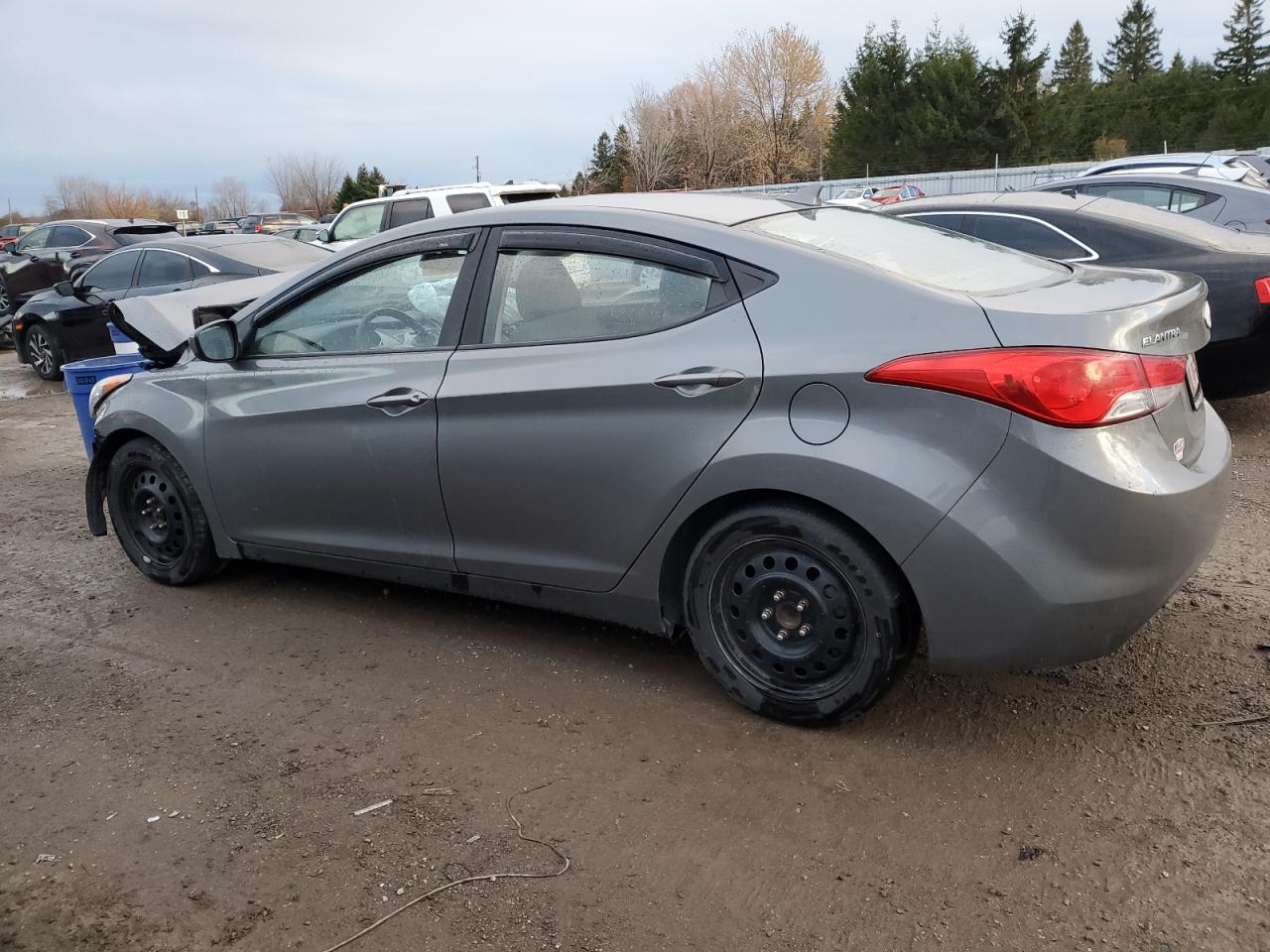 2013 HYUNDAI ELANTRA