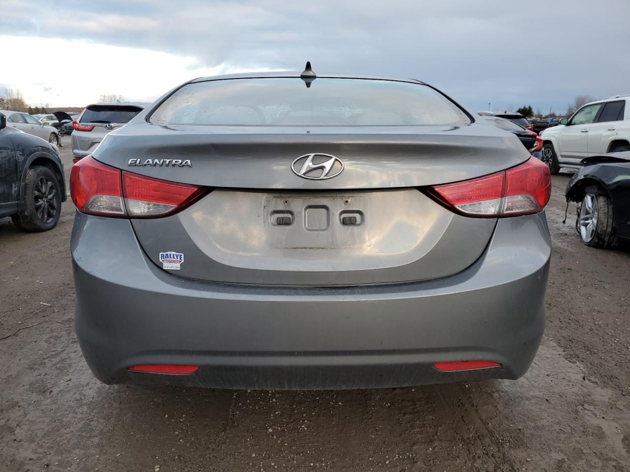 2013 HYUNDAI ELANTRA