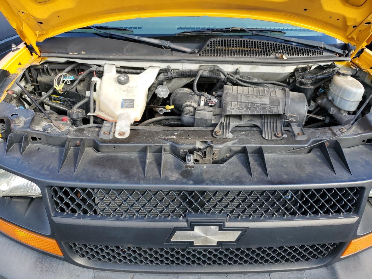 2011 CHEV EXPRESS