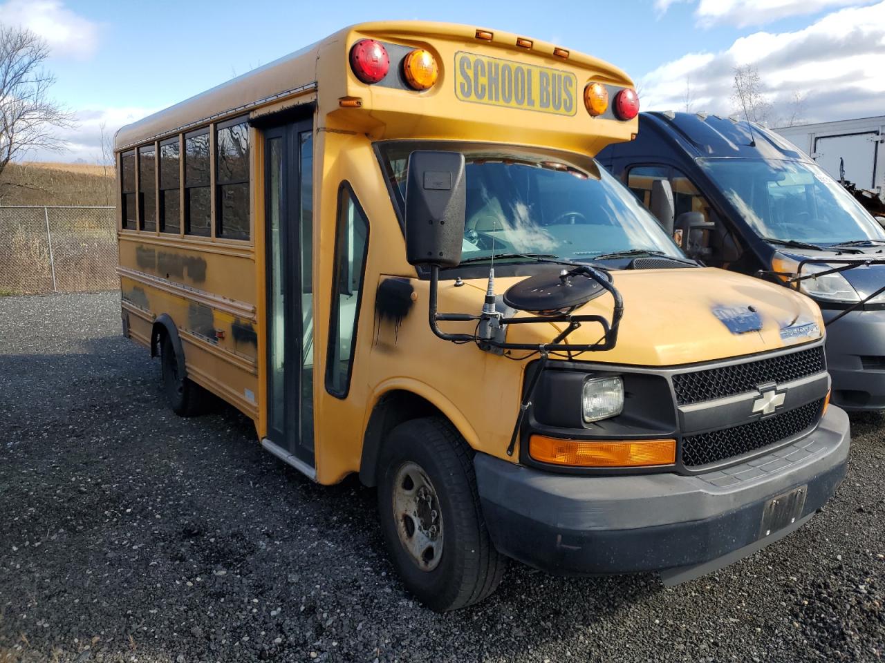 2011 CHEV EXPRESS