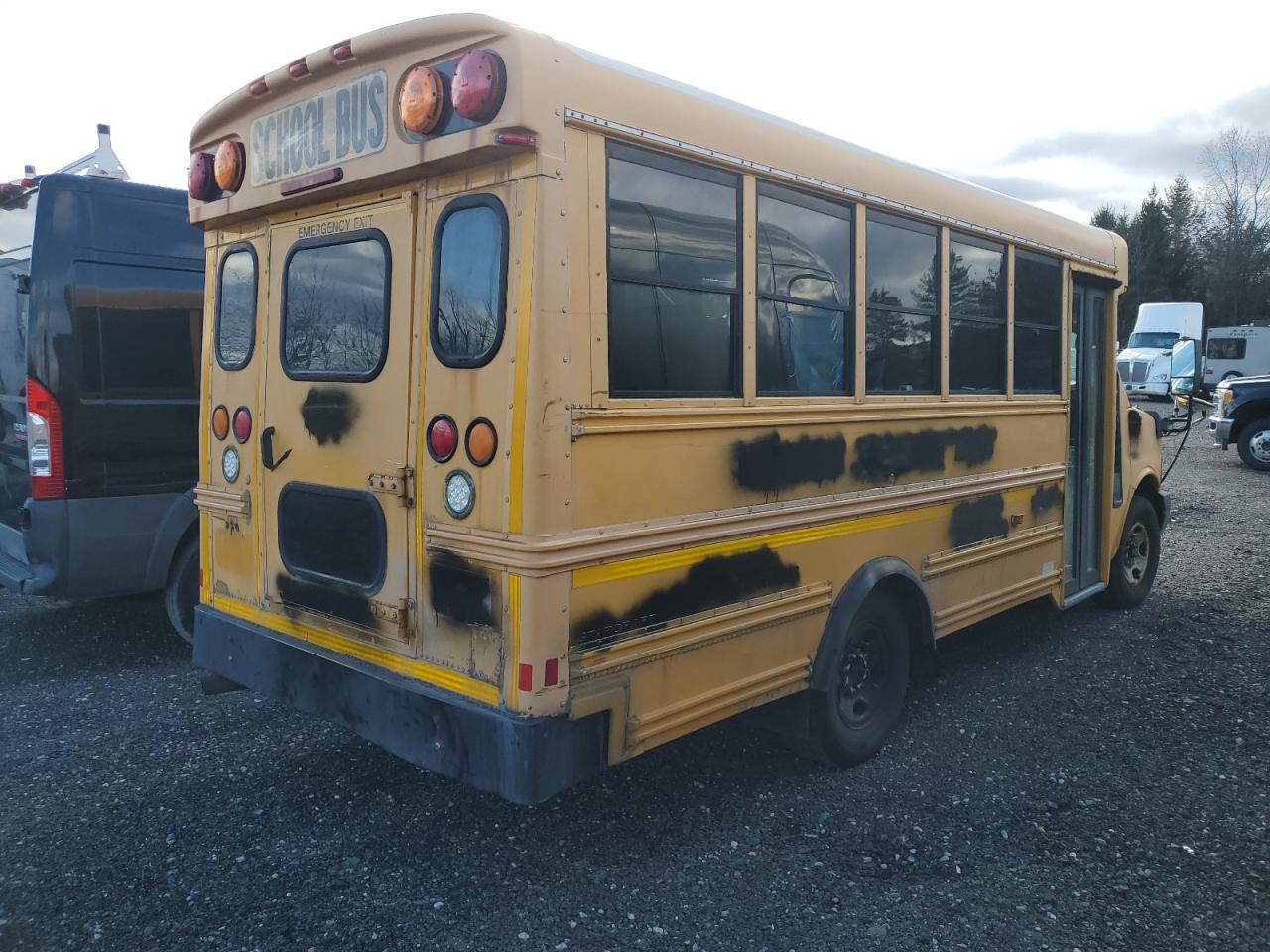 2011 CHEV EXPRESS
