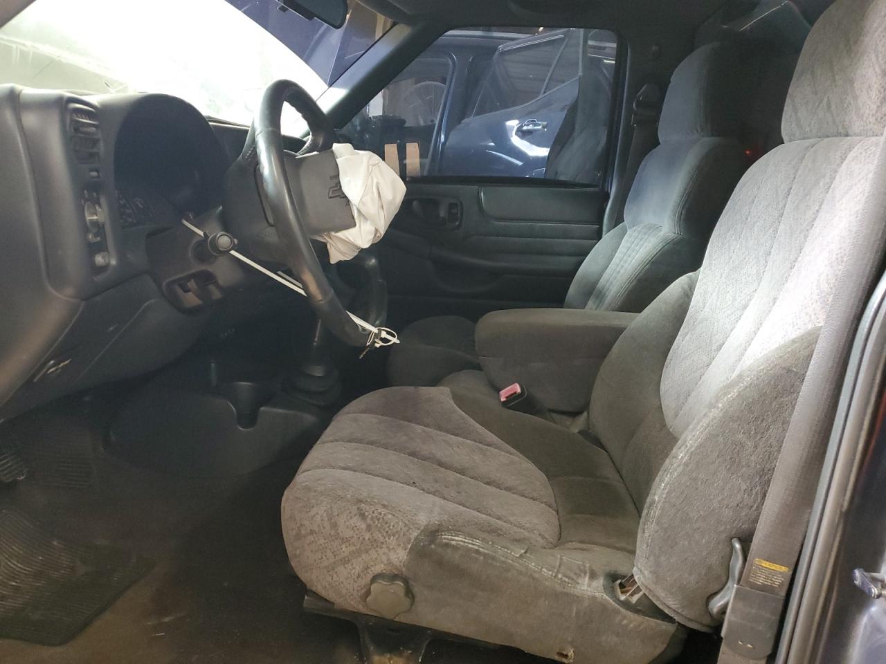 2000 CHEVROLET S10