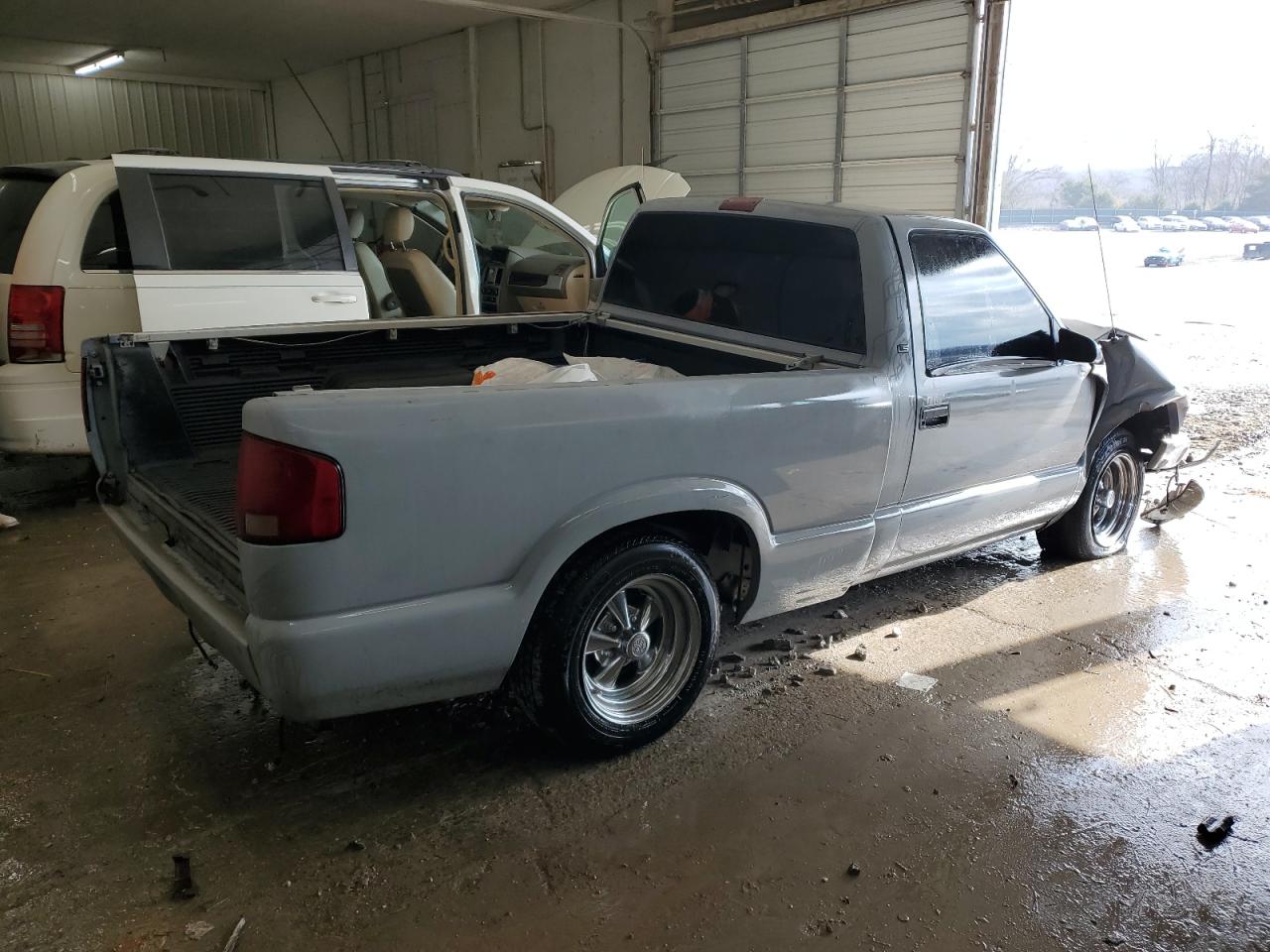 2000 CHEVROLET S10