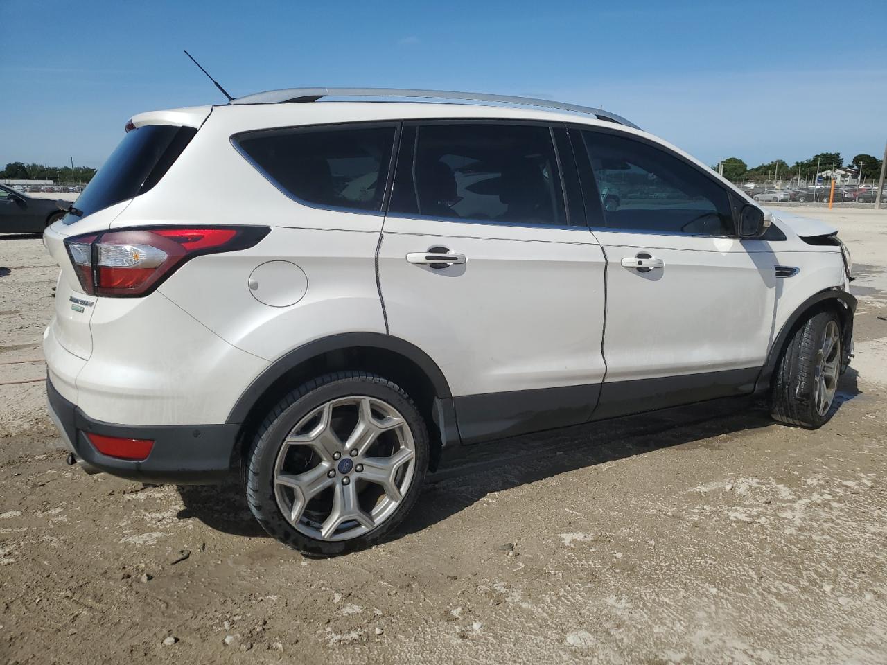 2017 FORD ESCAPE
