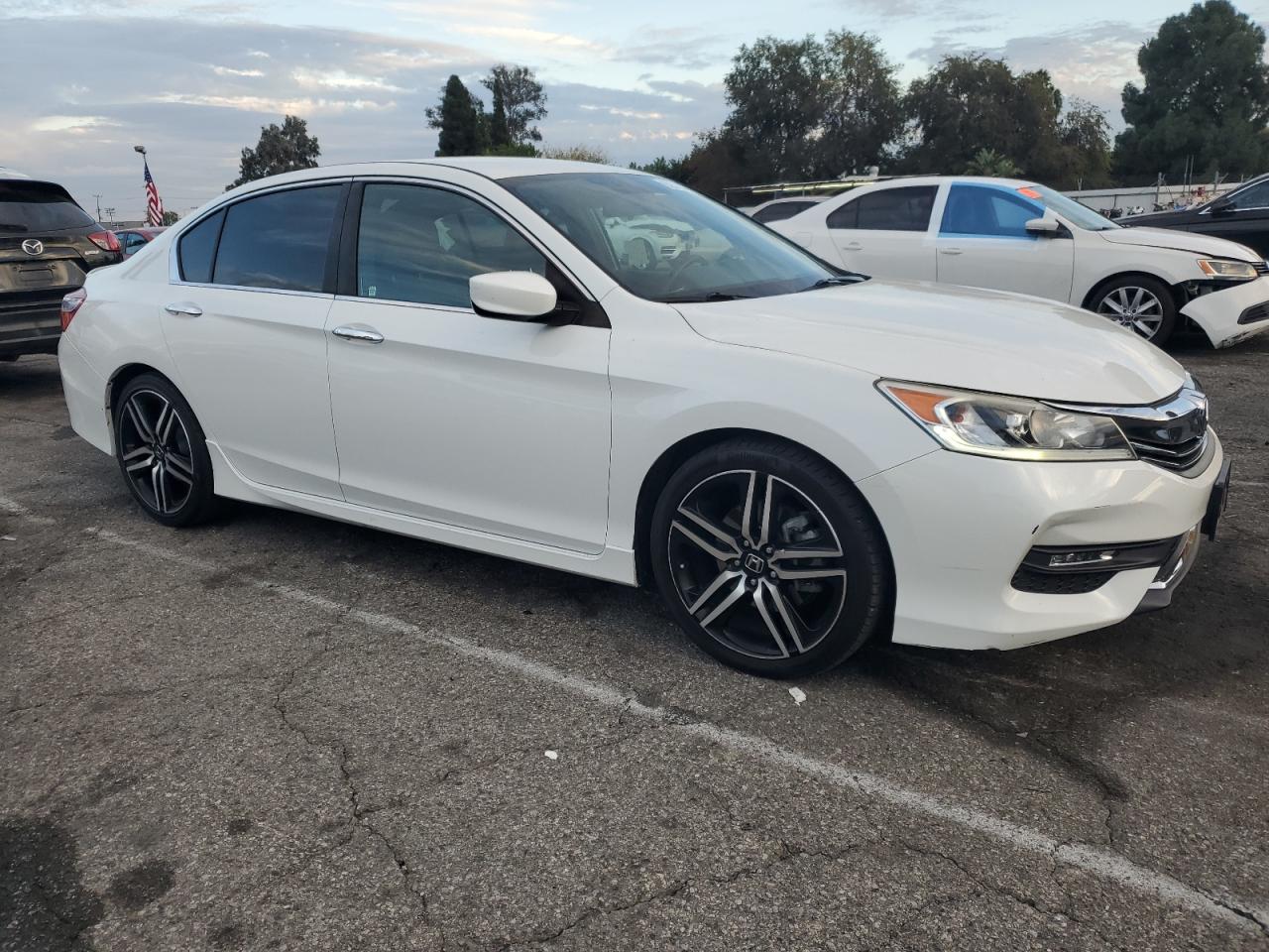 2017 HONDA ACCORD