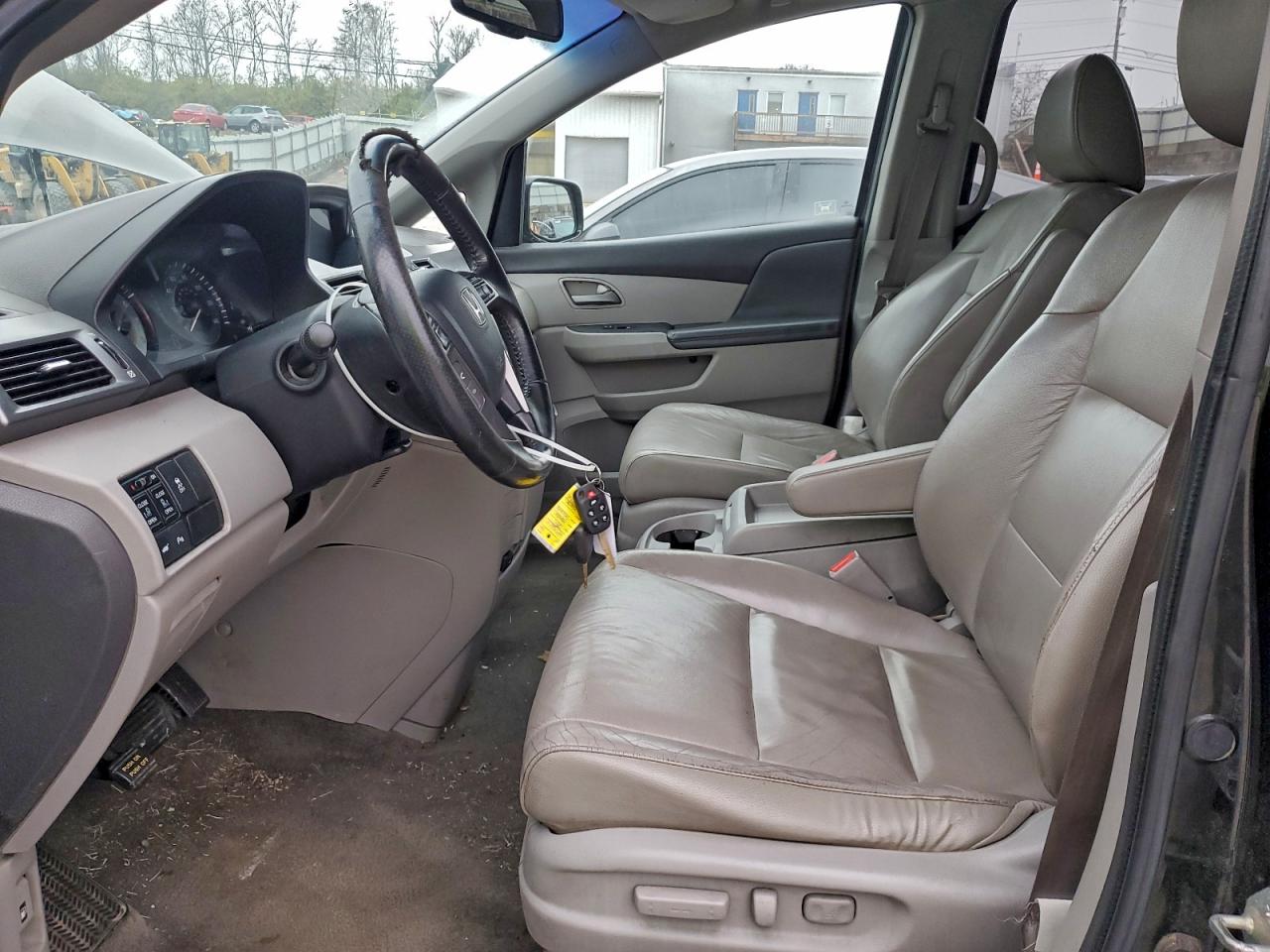 2011 HONDA ODYSSEY