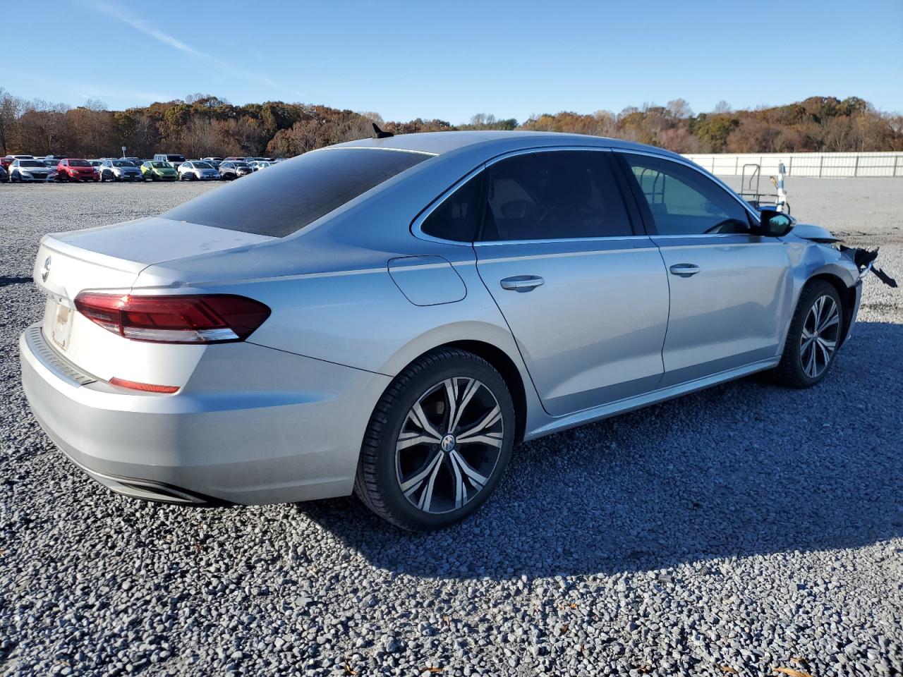 2021 VOLKSWAGEN PASSAT