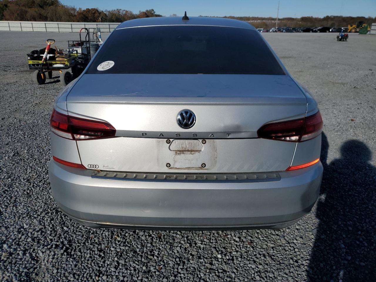 2021 VOLKSWAGEN PASSAT