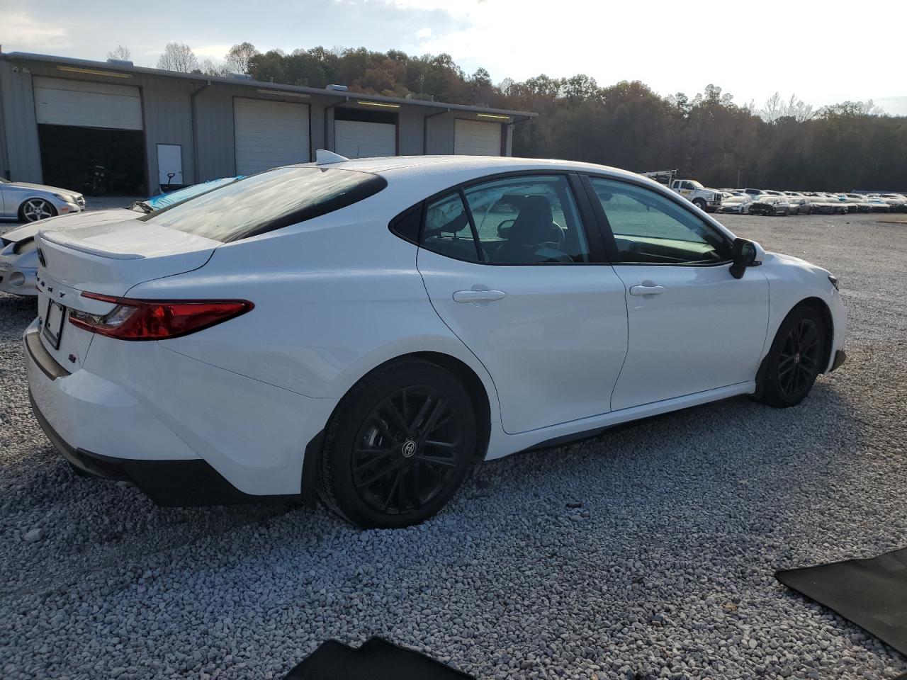 2025 TOYOTA CAMRY
