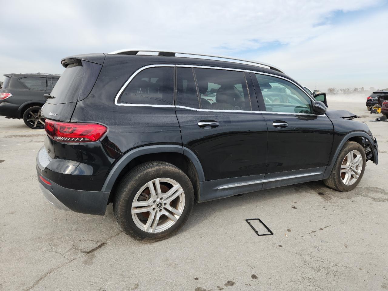 2022 MERCEDES-BENZ GLB-CLASS
