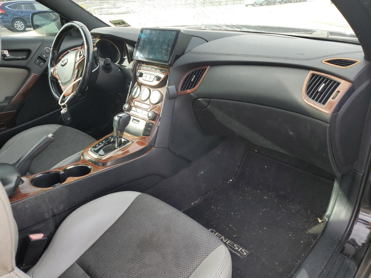 2013 HYUNDAI GENESIS
