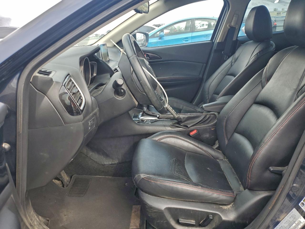 2016 MAZDA 3